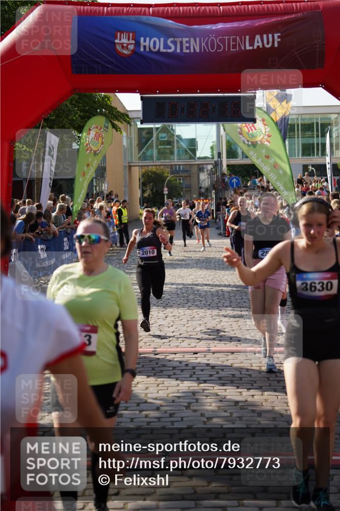 13.06.2025 - Holstenköstenlauf Felixshl http://msf.ph/oto/7932773 13.06.2025 18:02:18 Laufen 2009, 2010, 2013, 2410, 2449, 2502, 2679, 3046, 3141, 3310, 3578, 3606, 3630, 3635, 3807, 3927 meine-sportfotos.de