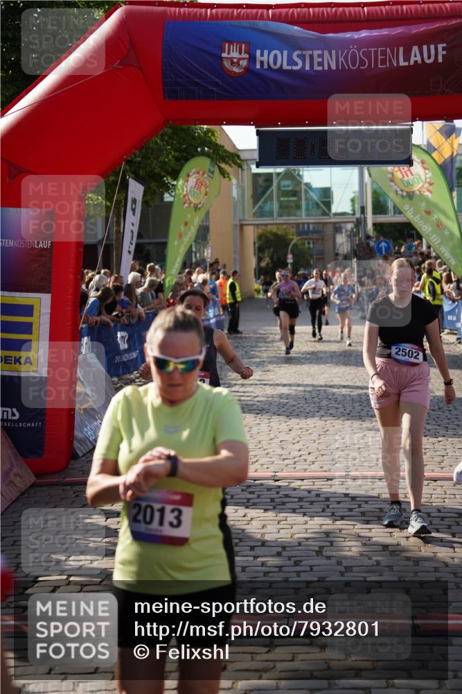 13.06.2025 - Holstenköstenlauf Felixshl http://msf.ph/oto/7932801 13.06.2025 18:02:18 Laufen 2009, 2010, 2013, 2410, 2449, 2502, 2679, 3046, 3141, 3310, 3578, 3606, 3630, 3635, 3807, 3927 meine-sportfotos.de