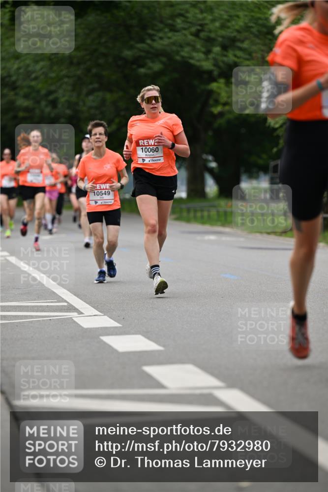 15.06.2025 - REWE Women's Run Dr. Thomas Lammeyer http://msf.ph/oto/7932980 15.06.2025 09:16:36 Laufen 10549, 10060 meine-sportfotos.de