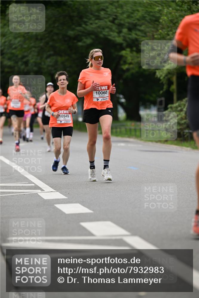 15.06.2025 - REWE Women's Run Dr. Thomas Lammeyer http://msf.ph/oto/7932983 15.06.2025 09:16:36 Laufen 10549, 10060 meine-sportfotos.de