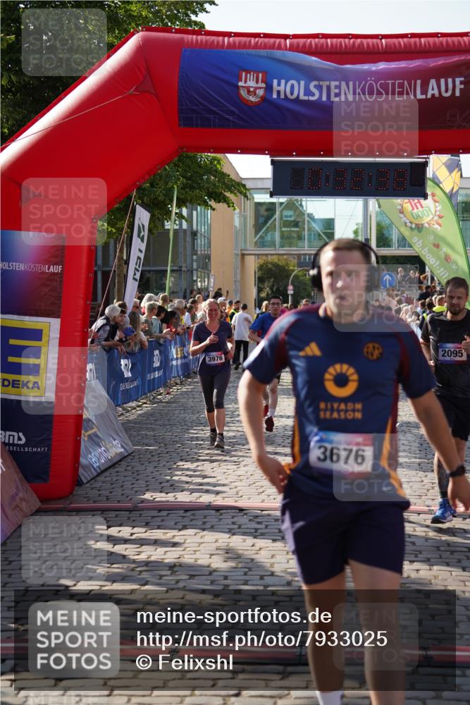 13.06.2025 - Holstenköstenlauf Felixshl http://msf.ph/oto/7933025 13.06.2025 18:02:39 Laufen 2094, 2095, 2138, 2562, 2844, 2846, 2986, 3676, 3839, 3904, 3947, 3976, 3979 meine-sportfotos.de