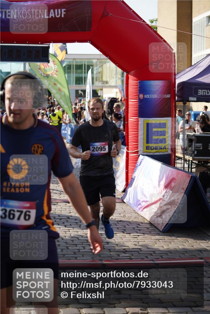 13.06.2025 - Holstenköstenlauf Felixshl http://msf.ph/oto/7933043 13.06.2025 18:02:40 Laufen 2094, 2095, 2138, 2562, 2844, 2846, 2986, 3610, 3676, 3839, 3904, 3947, 3976, 3979 meine-sportfotos.de