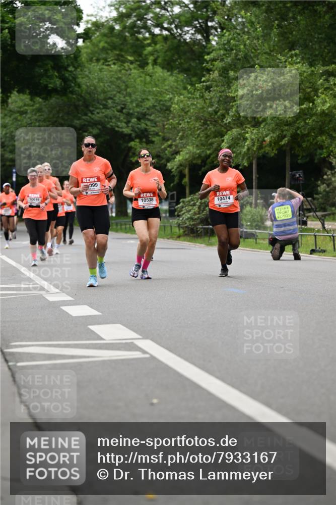 15.06.2025 - REWE Women's Run Dr. Thomas Lammeyer http://msf.ph/oto/7933167 15.06.2025 09:16:54 Laufen 10019, 099, 10538, 10474 meine-sportfotos.de