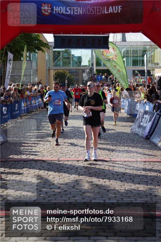 13.06.2025 - Holstenköstenlauf Felixshl http://msf.ph/oto/7933168 13.06.2025 18:02:49 Laufen 2484, 2562, 2782, 2975, 3257, 3290, 3295, 3610, 3664, 3665, 3817, 3921, 3947, 3977 meine-sportfotos.de