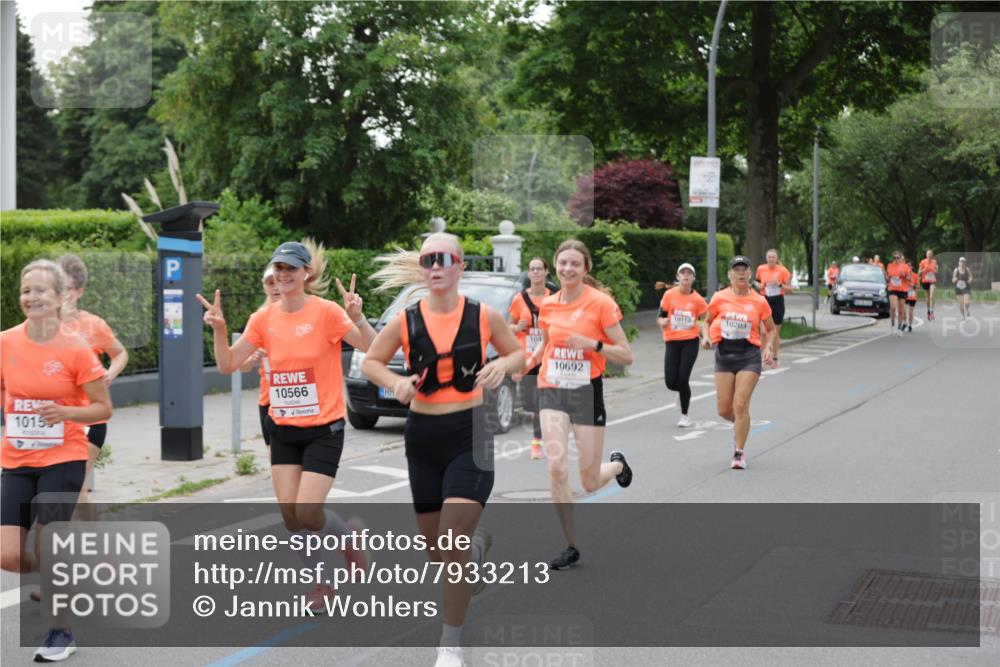 15.06.2025 - REWE Women's Run Jannik Wohlers http://msf.ph/oto/7933213 15.06.2025 08:24:43 Laufen 1015, 10566, 104, 10692, 10113, 10203 meine-sportfotos.de