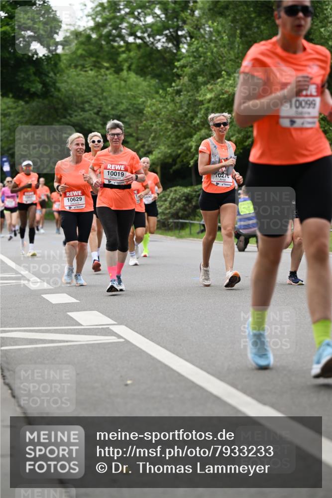 15.06.2025 - REWE Women's Run Dr. Thomas Lammeyer http://msf.ph/oto/7933233 15.06.2025 09:16:58 Laufen 10019, 70276, 10629, 10099 meine-sportfotos.de
