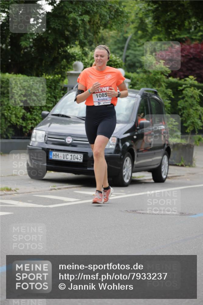 15.06.2025 - REWE Women's Run Jannik Wohlers http://msf.ph/oto/7933237 15.06.2025 08:24:48 Laufen 1043, 1085 meine-sportfotos.de