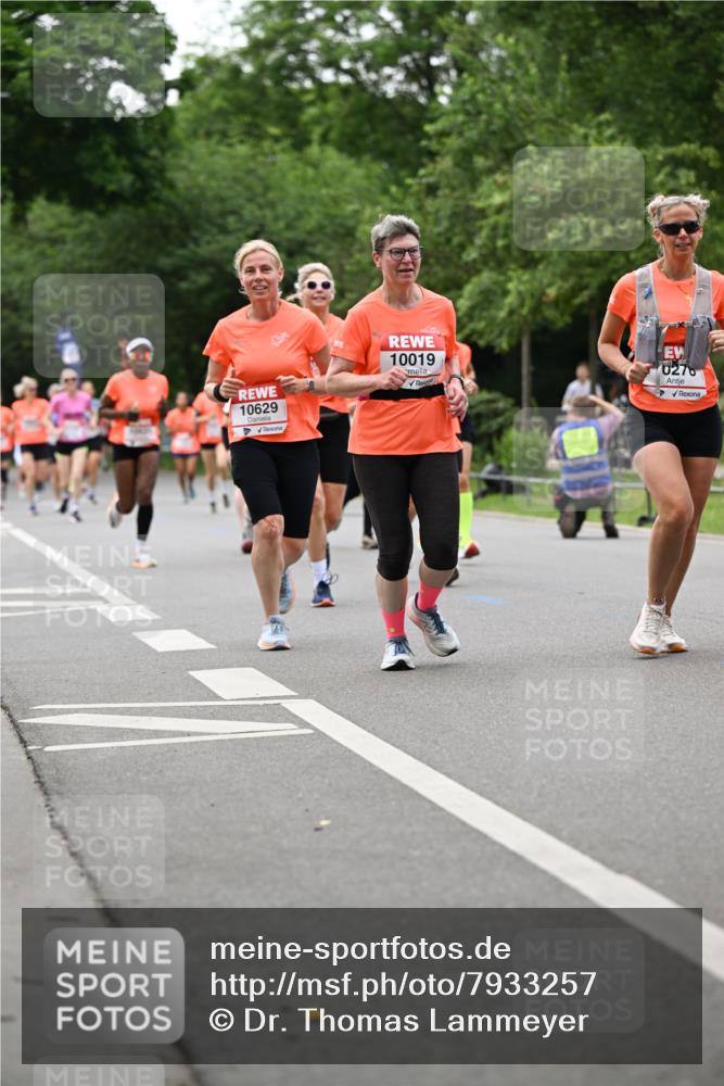 15.06.2025 - REWE Women's Run Dr. Thomas Lammeyer http://msf.ph/oto/7933257 15.06.2025 09:16:59 Laufen 10629, 10019 meine-sportfotos.de