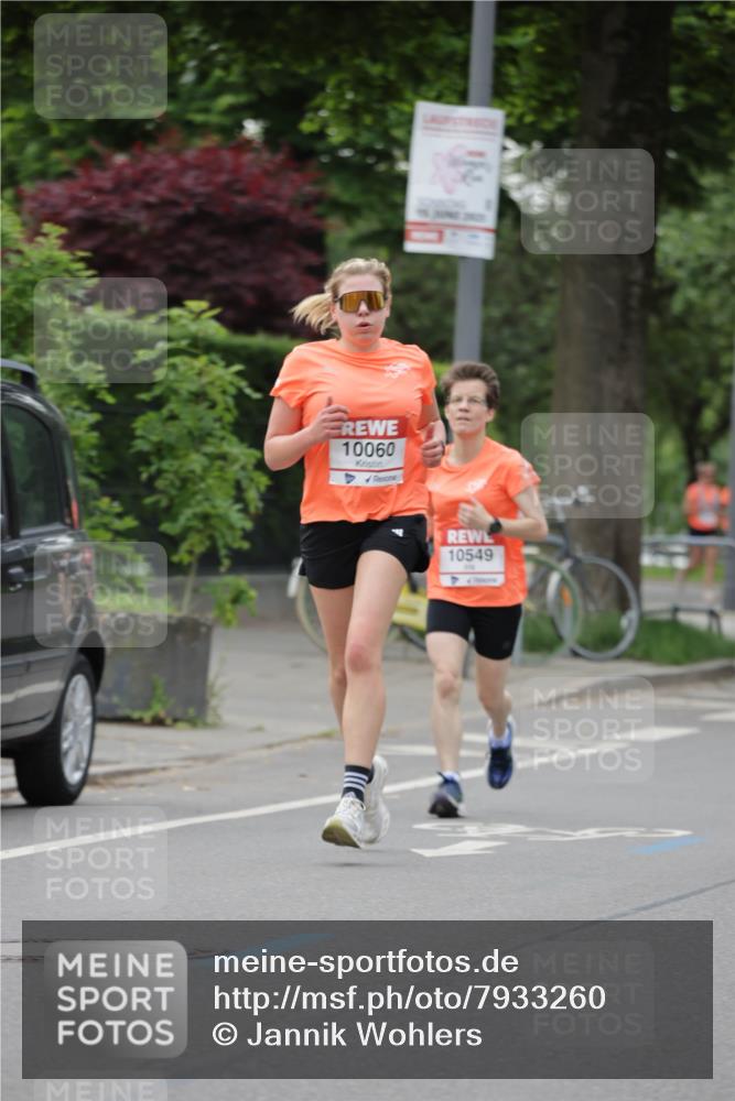 15.06.2025 - REWE Women's Run Jannik Wohlers http://msf.ph/oto/7933260 15.06.2025 08:24:50 Laufen 10060, 10549 meine-sportfotos.de