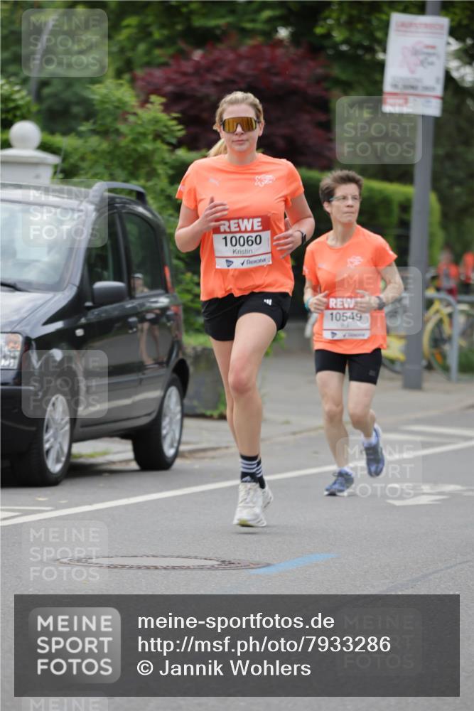 15.06.2025 - REWE Women's Run Jannik Wohlers http://msf.ph/oto/7933286 15.06.2025 08:24:51 Laufen 10060, 10549 meine-sportfotos.de