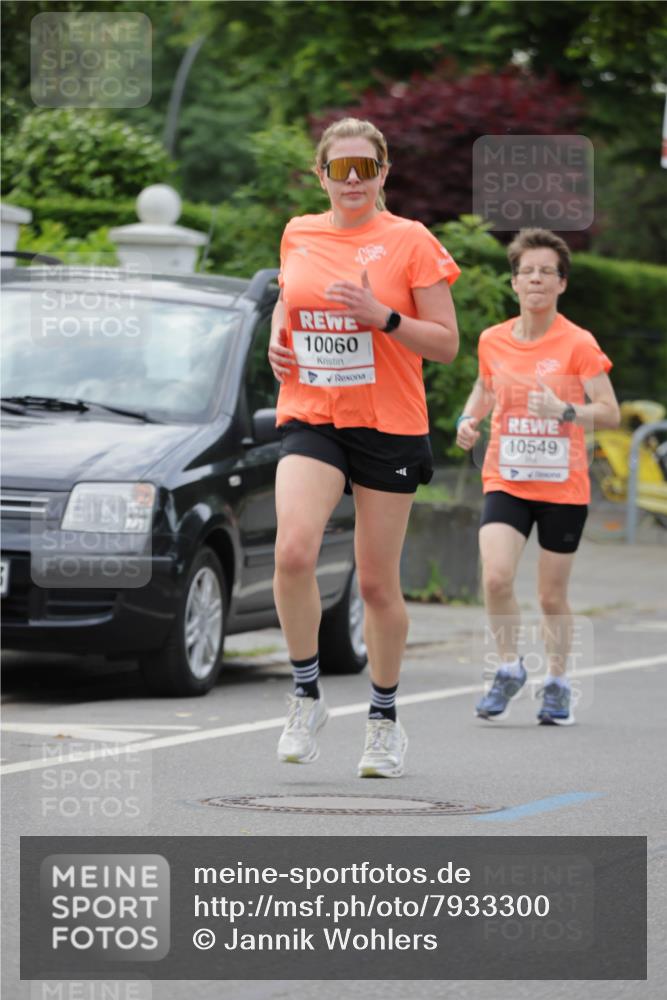 15.06.2025 - REWE Women's Run Jannik Wohlers http://msf.ph/oto/7933300 15.06.2025 08:24:51 Laufen 10060, 10549 meine-sportfotos.de