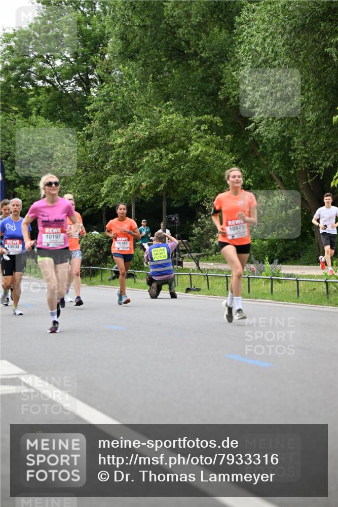 15.06.2025 - REWE Women's Run Dr. Thomas Lammeyer http://msf.ph/oto/7933316 15.06.2025 09:17:05 Laufen 10197, 10763, 10503, 10571 meine-sportfotos.de