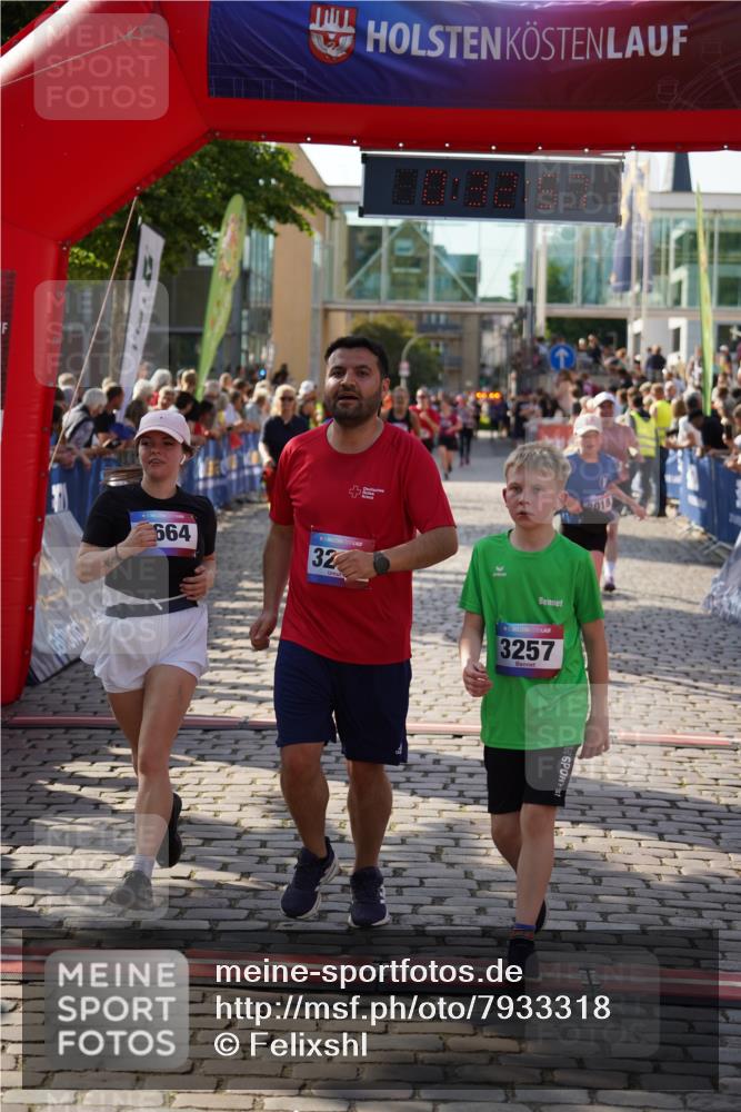 13.06.2025 - Holstenköstenlauf Felixshl http://msf.ph/oto/7933318 13.06.2025 18:02:58 Laufen 3018, 3150, 3257, 3295, 3300, 3664, 3665, 3949 meine-sportfotos.de