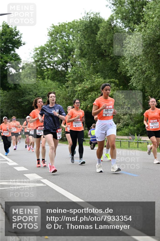 15.06.2025 - REWE Women's Run Dr. Thomas Lammeyer http://msf.ph/oto/7933354 15.06.2025 09:17:11 Laufen 10551, 10164, 10717 meine-sportfotos.de
