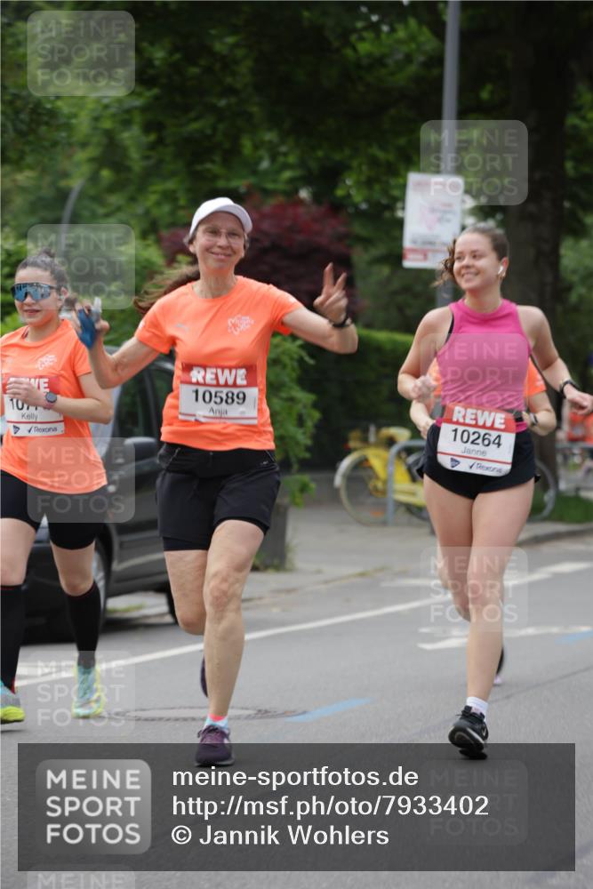 15.06.2025 - REWE Women's Run Jannik Wohlers http://msf.ph/oto/7933402 15.06.2025 08:25:02 Laufen 10, 10589, 10264 meine-sportfotos.de