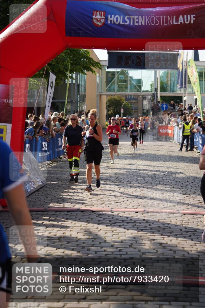 13.06.2025 - Holstenköstenlauf Felixshl http://msf.ph/oto/7933420 13.06.2025 18:03:02 Laufen 2104, 2469, 2999, 3018, 3150, 3300, 3949 meine-sportfotos.de