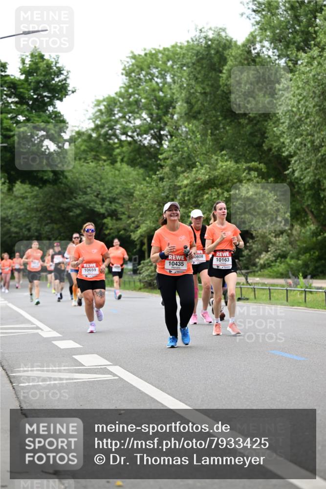 15.06.2025 - REWE Women's Run Dr. Thomas Lammeyer http://msf.ph/oto/7933425 15.06.2025 09:17:15 Laufen 0808, 10163, 10435, 10659 meine-sportfotos.de