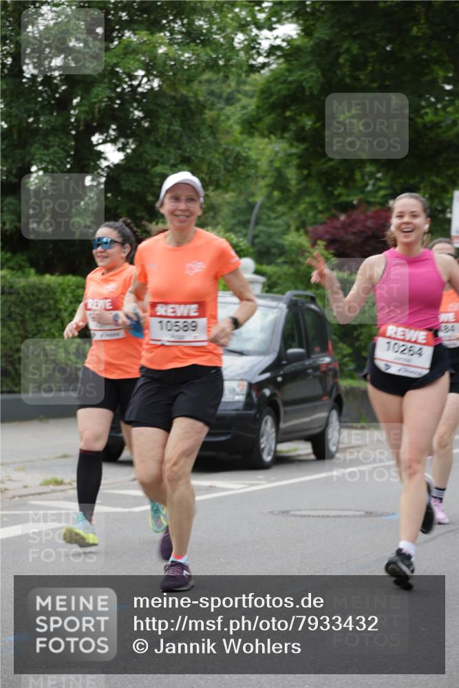 15.06.2025 - REWE Women's Run Jannik Wohlers http://msf.ph/oto/7933432 15.06.2025 08:25:03 Laufen 10589, 10264, 184 meine-sportfotos.de