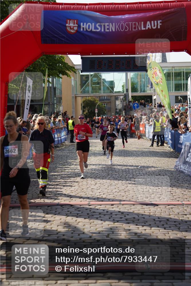 13.06.2025 - Holstenköstenlauf Felixshl http://msf.ph/oto/7933447 13.06.2025 18:03:04 Laufen 2104, 2164, 2469, 2875, 2999, 3150, 3300, 3949, 3957 meine-sportfotos.de