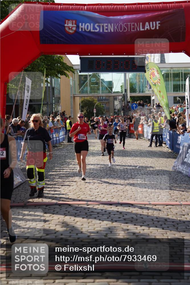 13.06.2025 - Holstenköstenlauf Felixshl http://msf.ph/oto/7933469 13.06.2025 18:03:05 Laufen 2104, 2164, 2469, 2875, 2999, 3150, 3300, 3957 meine-sportfotos.de