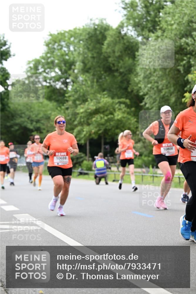 15.06.2025 - REWE Women's Run Dr. Thomas Lammeyer http://msf.ph/oto/7933471 15.06.2025 09:17:17 Laufen 10659, 10808 meine-sportfotos.de