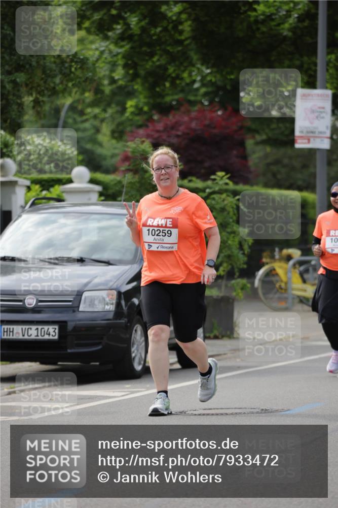15.06.2025 - REWE Women's Run Jannik Wohlers http://msf.ph/oto/7933472 15.06.2025 08:33:38 Laufen 1043, 10259, 10 meine-sportfotos.de