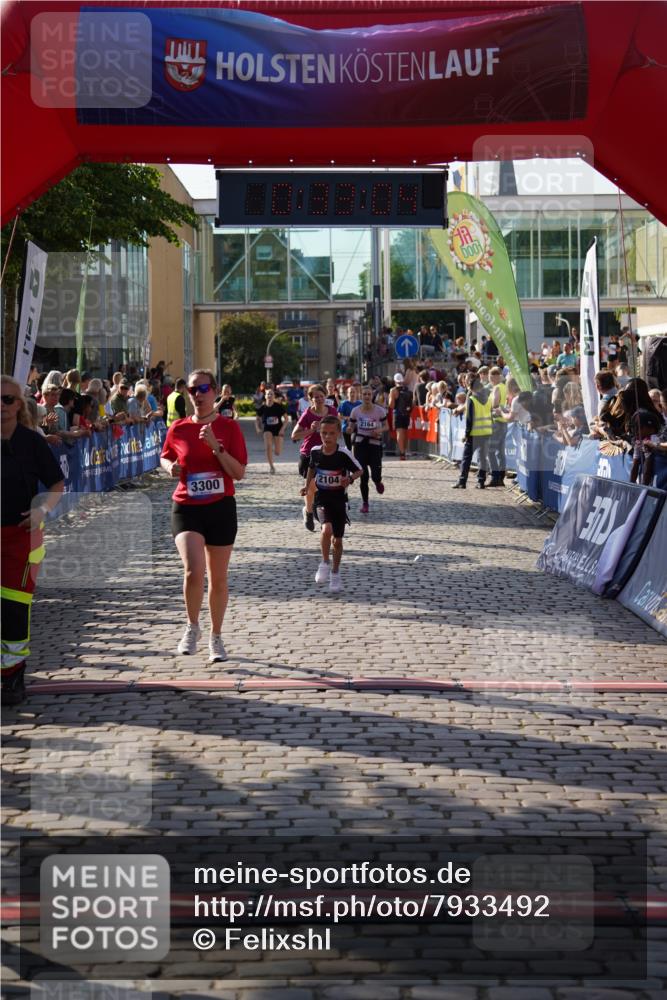 13.06.2025 - Holstenköstenlauf Felixshl http://msf.ph/oto/7933492 13.06.2025 18:03:06 Laufen 2104, 2164, 2469, 2875, 2999, 3010, 3300, 3957 meine-sportfotos.de