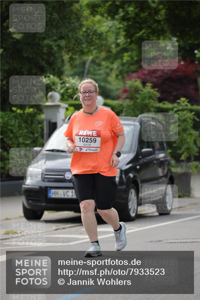 15.06.2025 - REWE Women's Run Jannik Wohlers http://msf.ph/oto/7933523 15.06.2025 08:33:39 Laufen 1, 10259 meine-sportfotos.de