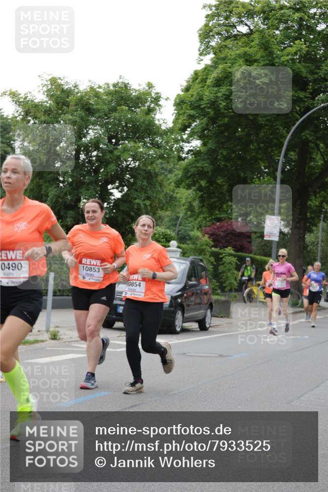 15.06.2025 - REWE Women's Run Jannik Wohlers http://msf.ph/oto/7933525 15.06.2025 08:25:16 Laufen 0490, 10853, 10854 meine-sportfotos.de