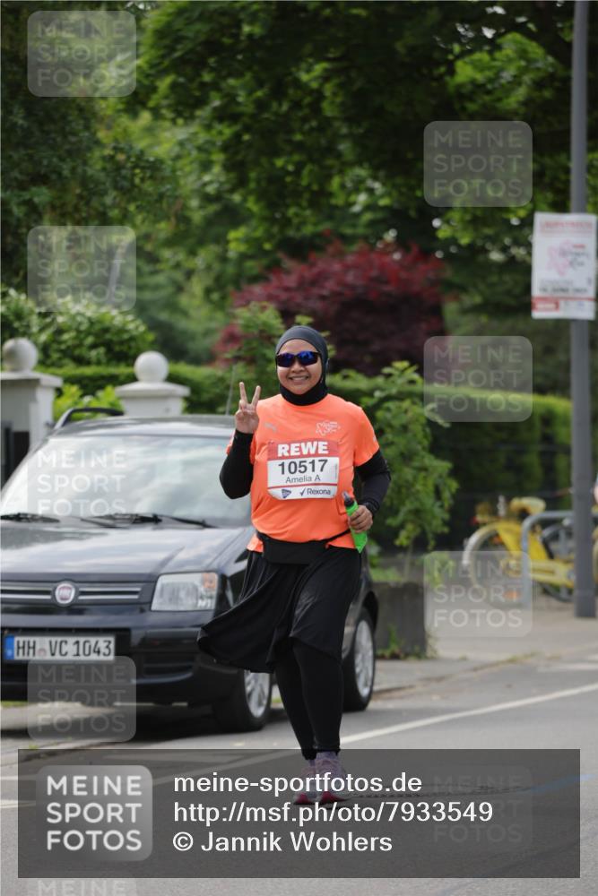 15.06.2025 - REWE Women's Run Jannik Wohlers http://msf.ph/oto/7933549 15.06.2025 08:33:41 Laufen 1043, 10517 meine-sportfotos.de