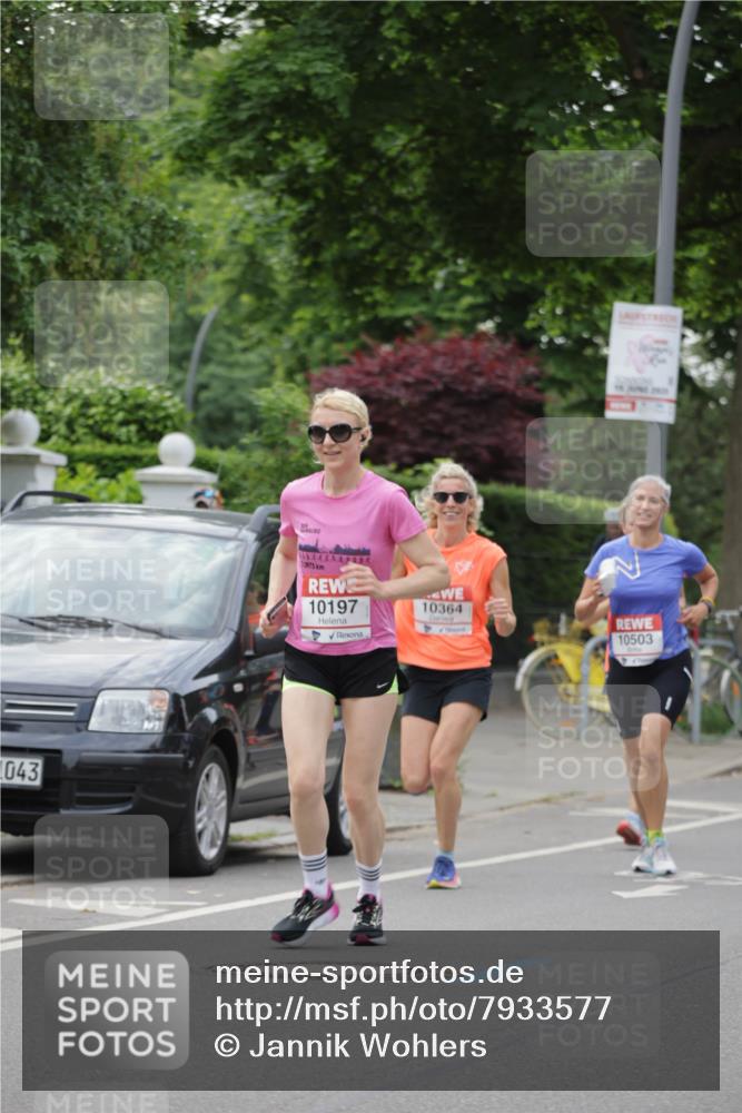 15.06.2025 - REWE Women's Run Jannik Wohlers http://msf.ph/oto/7933577 15.06.2025 08:25:18 Laufen 043, 75, 10197, 10364, 10503 meine-sportfotos.de