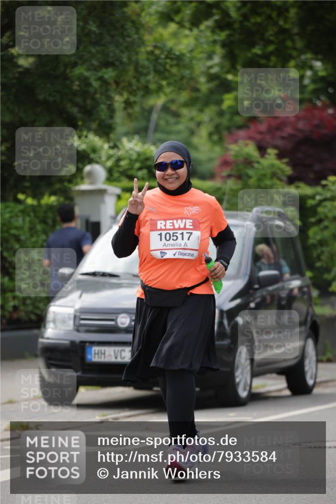 15.06.2025 - REWE Women's Run Jannik Wohlers http://msf.ph/oto/7933584 15.06.2025 08:33:41 Laufen 10517 meine-sportfotos.de