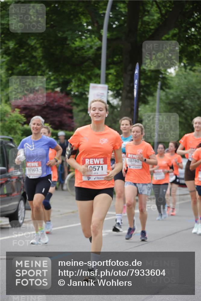 15.06.2025 - REWE Women's Run Jannik Wohlers http://msf.ph/oto/7933604 15.06.2025 08:25:20 Laufen 2, 10503, 10571, 10780 meine-sportfotos.de