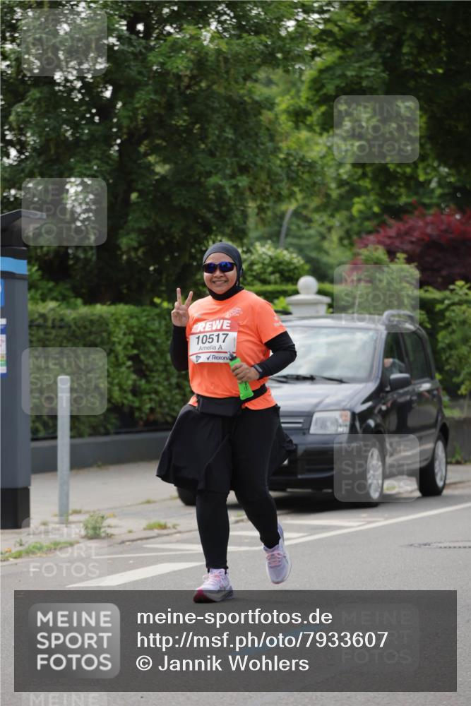 15.06.2025 - REWE Women's Run Jannik Wohlers http://msf.ph/oto/7933607 15.06.2025 08:33:42 Laufen 10517 meine-sportfotos.de