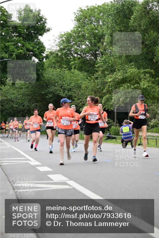 15.06.2025 - REWE Women's Run Dr. Thomas Lammeyer http://msf.ph/oto/7933616 15.06.2025 09:17:35 Laufen 1019, 10069, 10016, 0075, 10754, 0071 meine-sportfotos.de