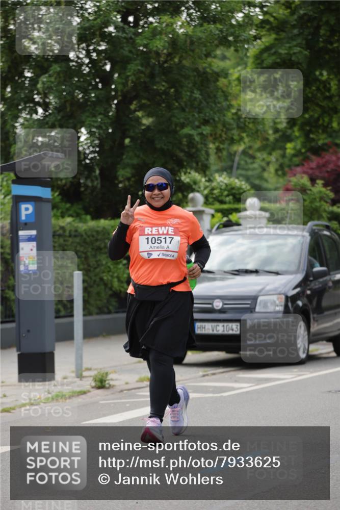 15.06.2025 - REWE Women's Run Jannik Wohlers http://msf.ph/oto/7933625 15.06.2025 08:33:42 Laufen 10517, 1043 meine-sportfotos.de