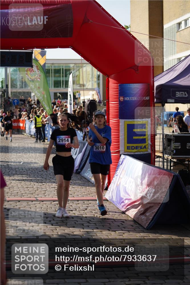 13.06.2025 - Holstenköstenlauf Felixshl http://msf.ph/oto/7933637 13.06.2025 18:03:15 Laufen 2073, 2164, 2213, 2214, 2875, 2914, 2978, 3010, 3031, 3769, 3773, 3786, 3864, 3925, 3957 meine-sportfotos.de