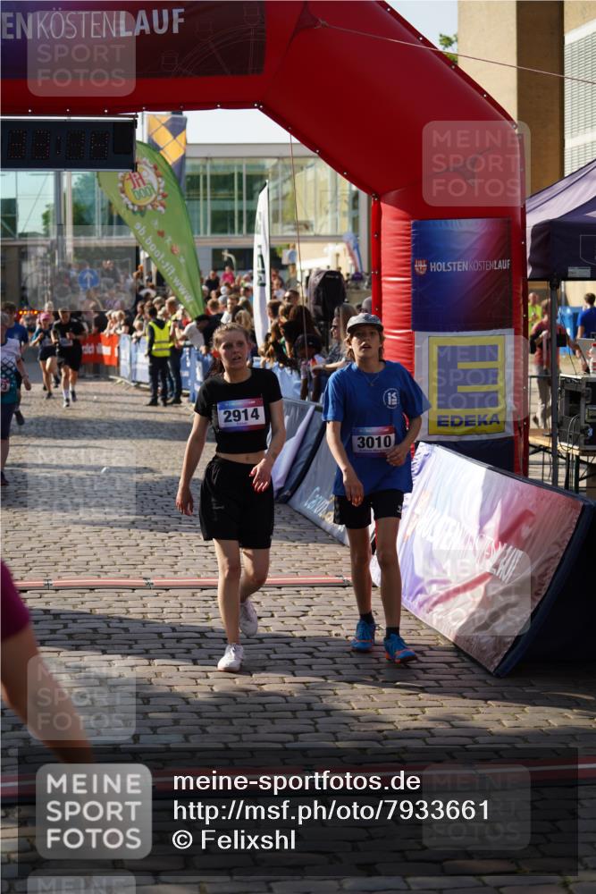 13.06.2025 - Holstenköstenlauf Felixshl http://msf.ph/oto/7933661 13.06.2025 18:03:15 Laufen 2073, 2164, 2213, 2214, 2875, 2914, 2978, 3010, 3031, 3769, 3773, 3786, 3864, 3925, 3957 meine-sportfotos.de