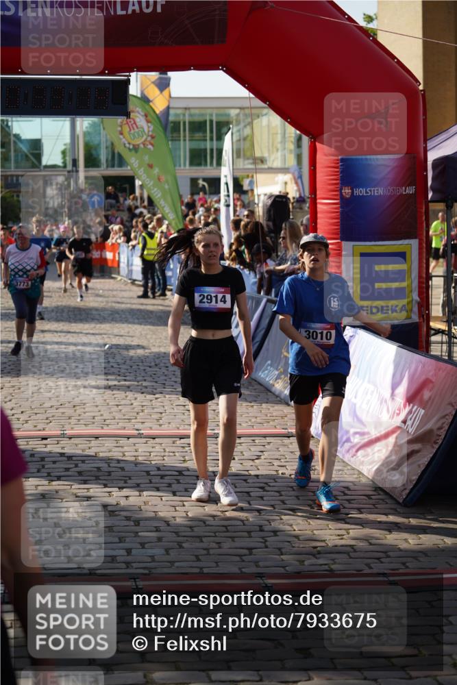 13.06.2025 - Holstenköstenlauf Felixshl http://msf.ph/oto/7933675 13.06.2025 18:03:15 Laufen 2073, 2164, 2213, 2214, 2875, 2914, 2978, 3010, 3031, 3769, 3773, 3786, 3864, 3925, 3957 meine-sportfotos.de