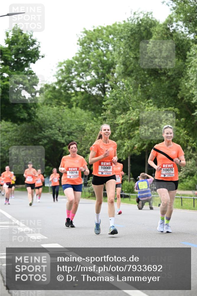 15.06.2025 - REWE Women's Run Dr. Thomas Lammeyer http://msf.ph/oto/7933692 15.06.2025 09:17:39 Laufen 10069, 10016, 028, 10070 meine-sportfotos.de