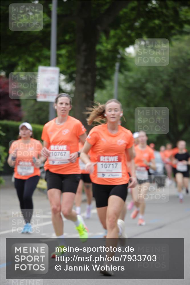 15.06.2025 - REWE Women's Run Jannik Wohlers http://msf.ph/oto/7933703 15.06.2025 08:25:24 Laufen 10767, 10717 meine-sportfotos.de