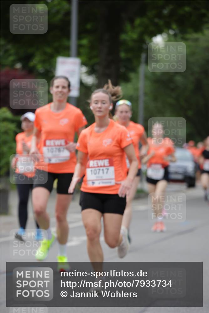 15.06.2025 - REWE Women's Run Jannik Wohlers http://msf.ph/oto/7933734 15.06.2025 08:25:25 Laufen 10767, 10717 meine-sportfotos.de