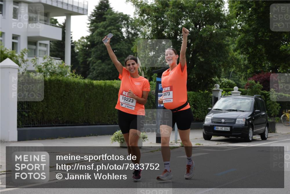 15.06.2025 - REWE Women's Run Jannik Wohlers http://msf.ph/oto/7933752 15.06.2025 08:33:59 Laufen 10223, 0873, 1043 meine-sportfotos.de