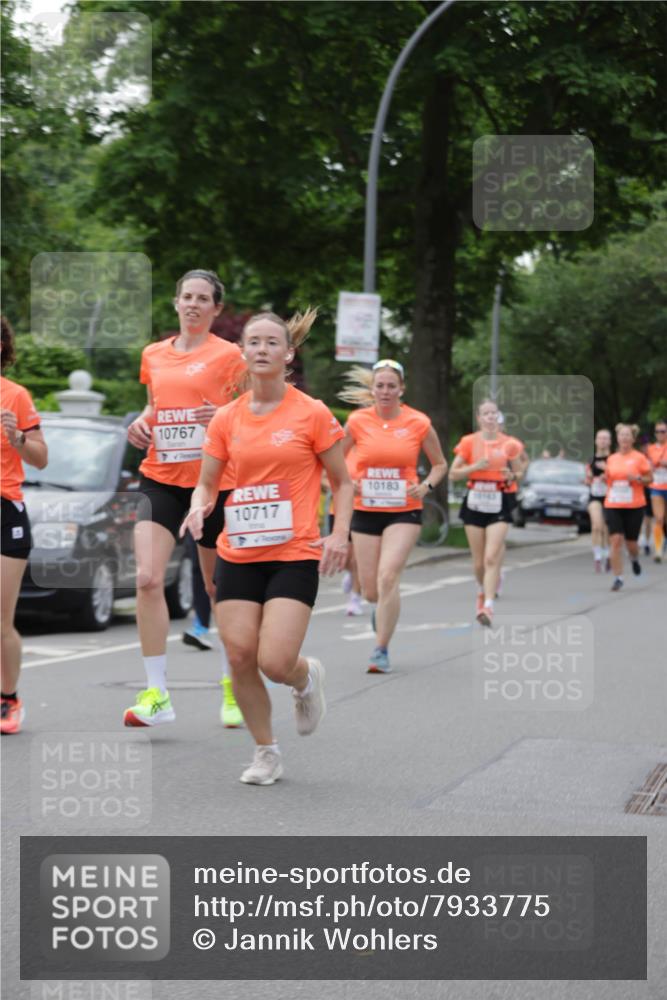 15.06.2025 - REWE Women's Run Jannik Wohlers http://msf.ph/oto/7933775 15.06.2025 08:25:25 Laufen 10767, 10717, 10183 meine-sportfotos.de