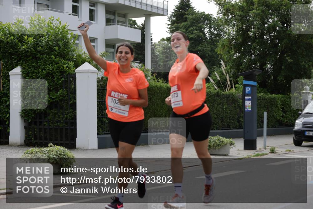 15.06.2025 - REWE Women's Run Jannik Wohlers http://msf.ph/oto/7933802 15.06.2025 08:34:00 Laufen 873, 102 meine-sportfotos.de