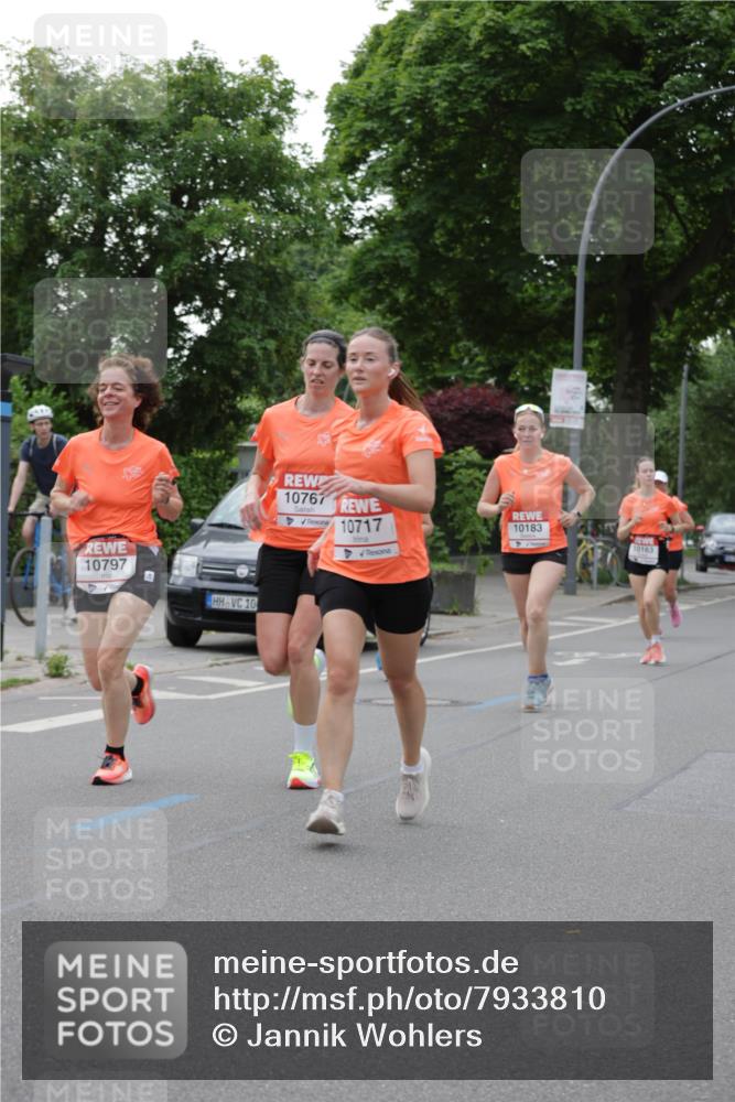 15.06.2025 - REWE Women's Run Jannik Wohlers http://msf.ph/oto/7933810 15.06.2025 08:25:26 Laufen 10797, 10, 10767, 10717, 10183, 10163 meine-sportfotos.de