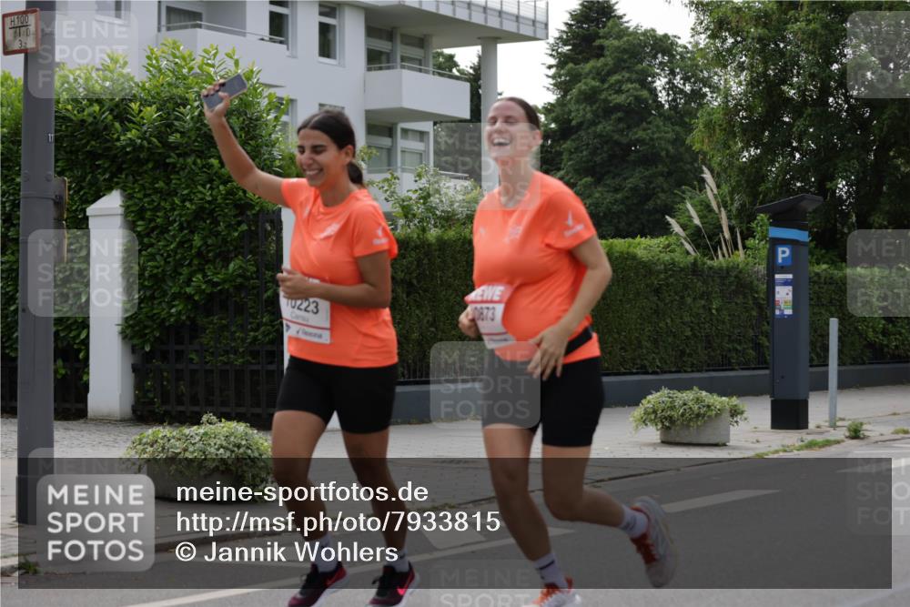 15.06.2025 - REWE Women's Run Jannik Wohlers http://msf.ph/oto/7933815 15.06.2025 08:34:00 Laufen 100, 1, 04, 3, 2, 0223, 0873 meine-sportfotos.de