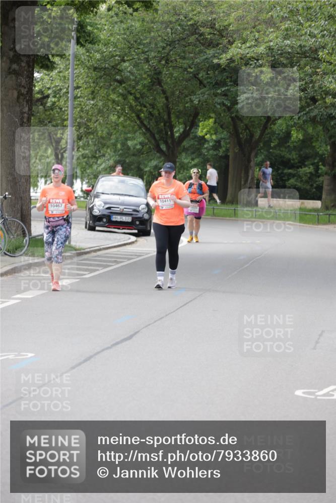 15.06.2025 - REWE Women's Run Jannik Wohlers http://msf.ph/oto/7933860 15.06.2025 08:34:12 Laufen 10467, 131, 10411 meine-sportfotos.de