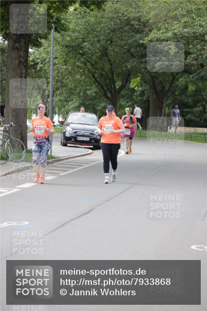 15.06.2025 - REWE Women's Run Jannik Wohlers http://msf.ph/oto/7933868 15.06.2025 08:34:12 Laufen  meine-sportfotos.de