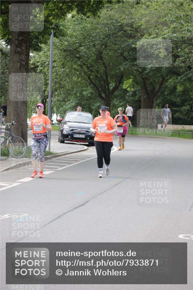 15.06.2025 - REWE Women's Run Jannik Wohlers http://msf.ph/oto/7933871 15.06.2025 08:34:12 Laufen 131, 10411 meine-sportfotos.de